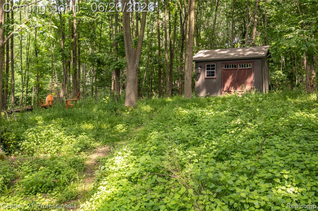9200 Fox Hollow Road Clarkston, MI 48348 - Photo 48 of 50