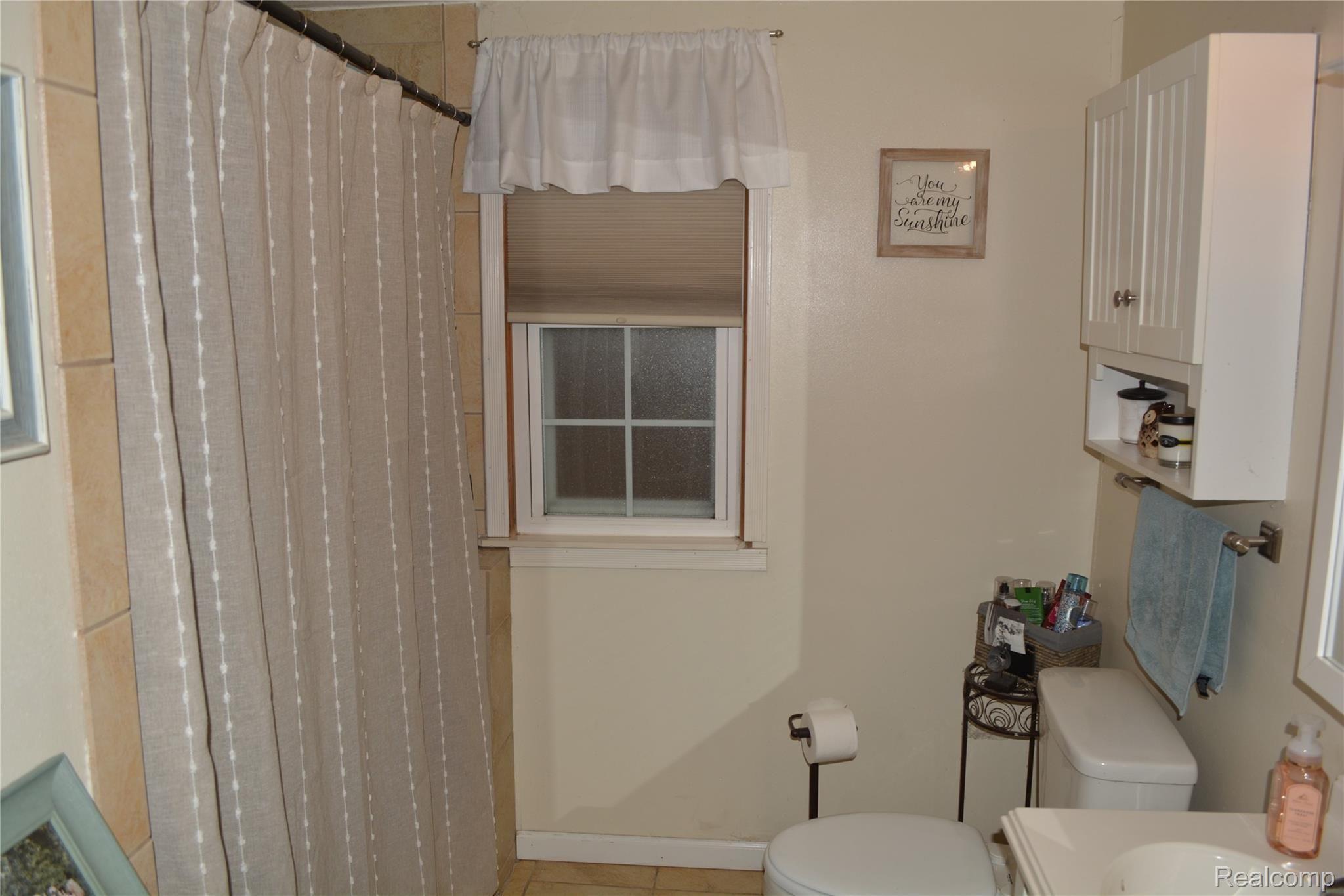 30367 Fort Road Rockwood, MI 48173 - Photo 29 of 35 30367 Fort St (29).JPG