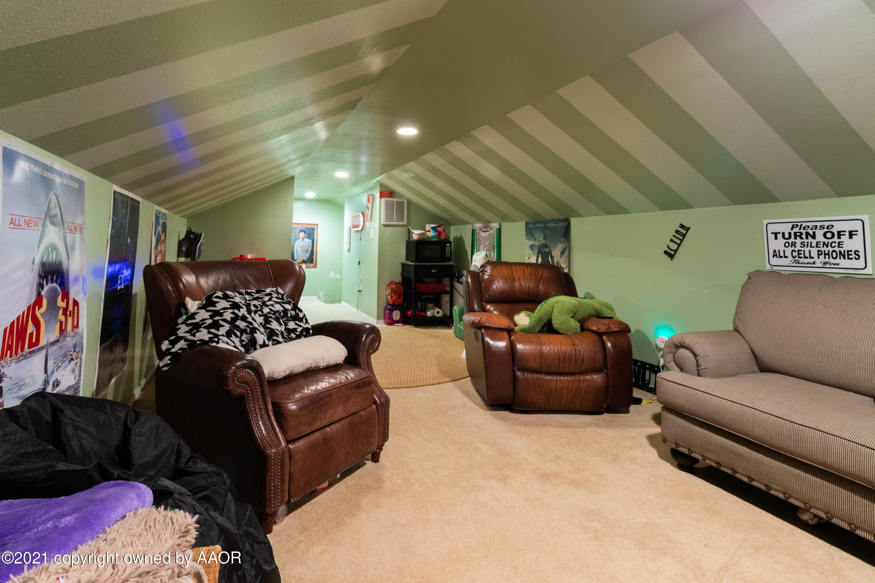6213 Gainsborough Road Amarillo, TX 79106 - Photo 29 of 41 031