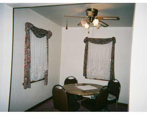 2015 Ridge Rd Extension Economy, PA 15003 - Photo 3 of 8 Dining Room.