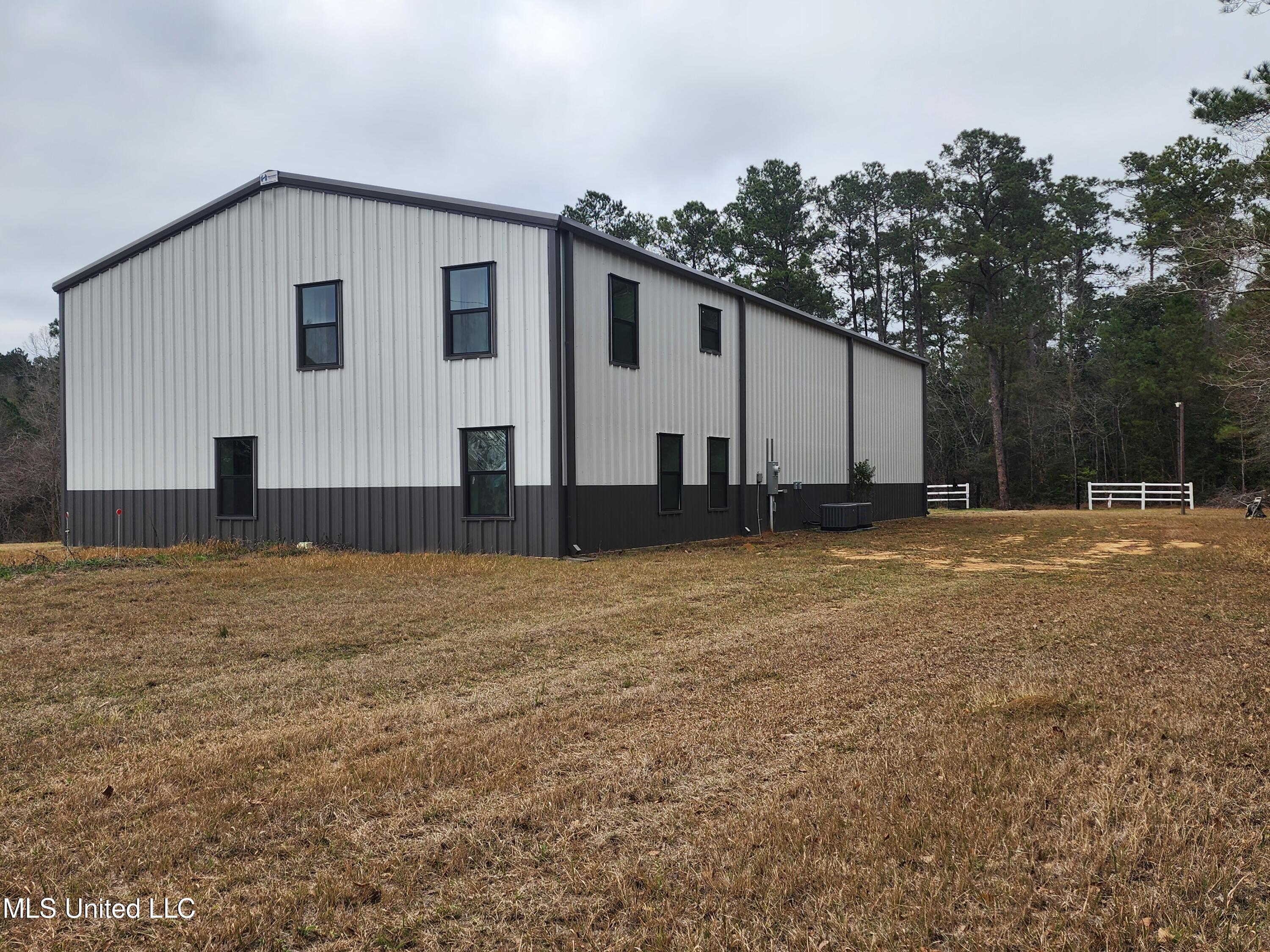 26 Charlie Daughdrill Road Carriere, MS 39426 - Photo 16 of 25 20260216_145542