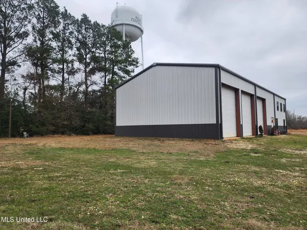 $440,000 | 26 Charlie Daughdrill Road, Carriere, MS 39426