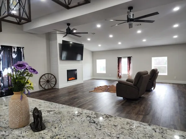 $440,000 | 26 Charlie Daughdrill Road, Carriere, MS 39426