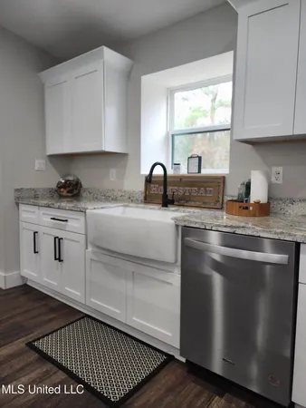 $440,000 | 26 Charlie Daughdrill Road, Carriere, MS 39426