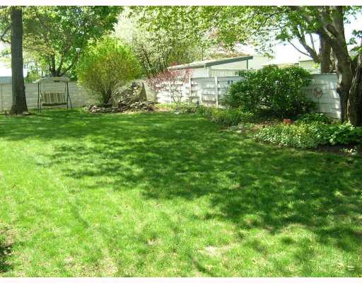 546 Walnut Hill Road Woonsocket, RI 02895 - Photo 8 of 8 Land/Lot.