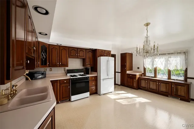 $187,000 | 212 North Bellinger Street, Herkimer, NY 13350