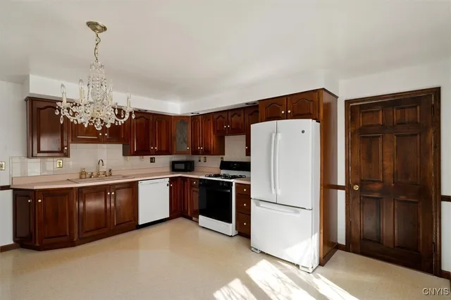 $187,000 | 212 North Bellinger Street, Herkimer, NY 13350