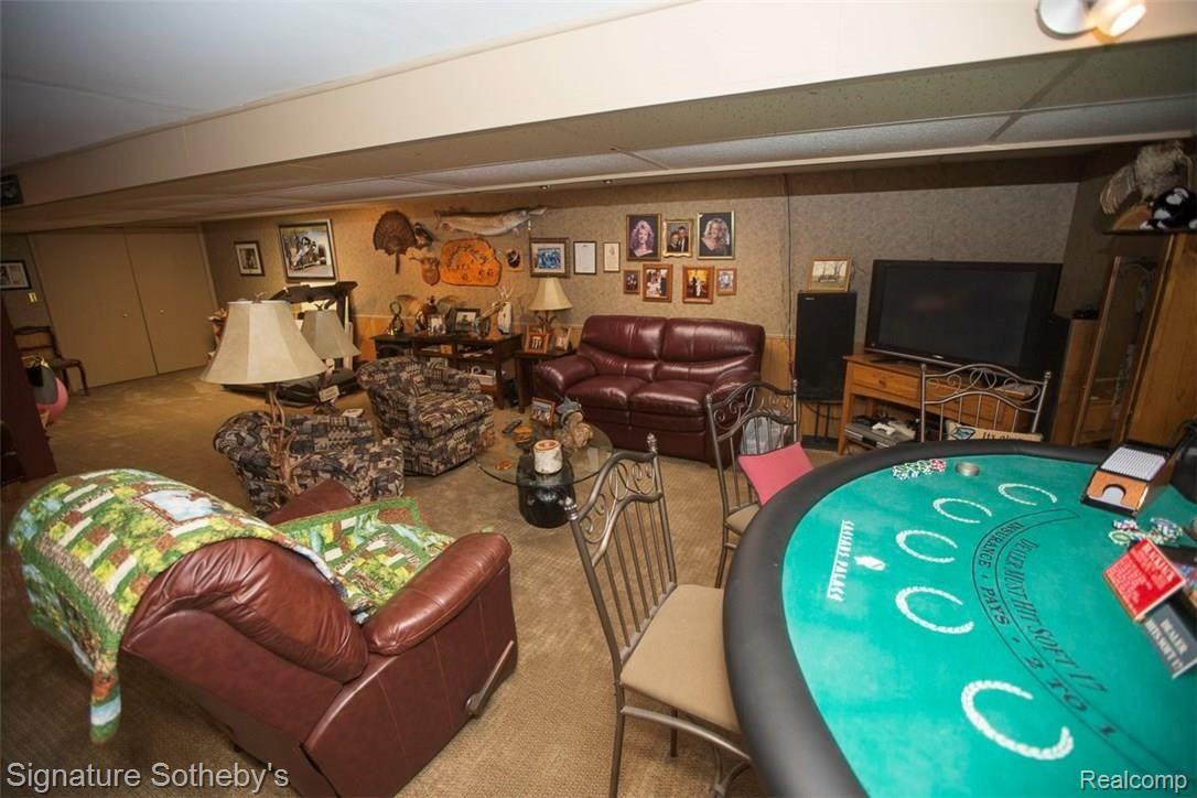 622 Canterbury Road Grosse Pointe, MI 48236 - Photo 41 of 54 Mike_Popso_Sotheby's_Grosse_Pointe-52.jpg