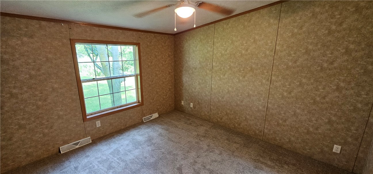 185 Spring Run Manchester, NY 14432 - Photo 23 of 32