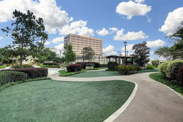 $895,000 | 1111 Hermann Drive, Unit 7F, Houston, TX 77004