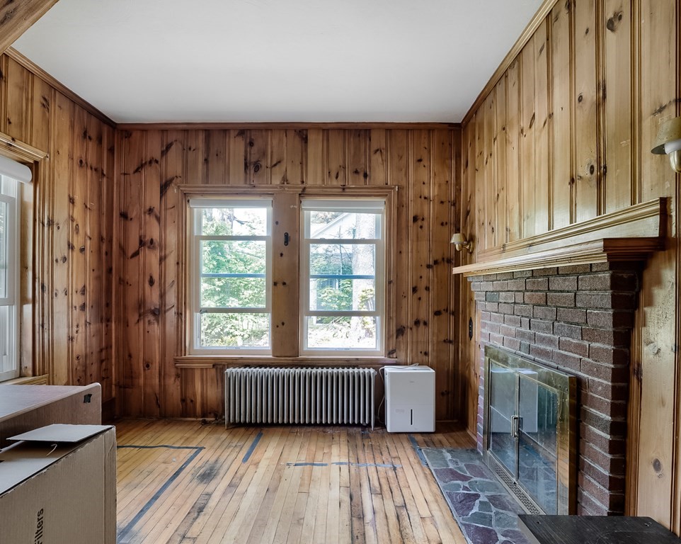 106 Phillips Road Holden, MA 01520 - Photo 11 of 34 Gallery Image 11