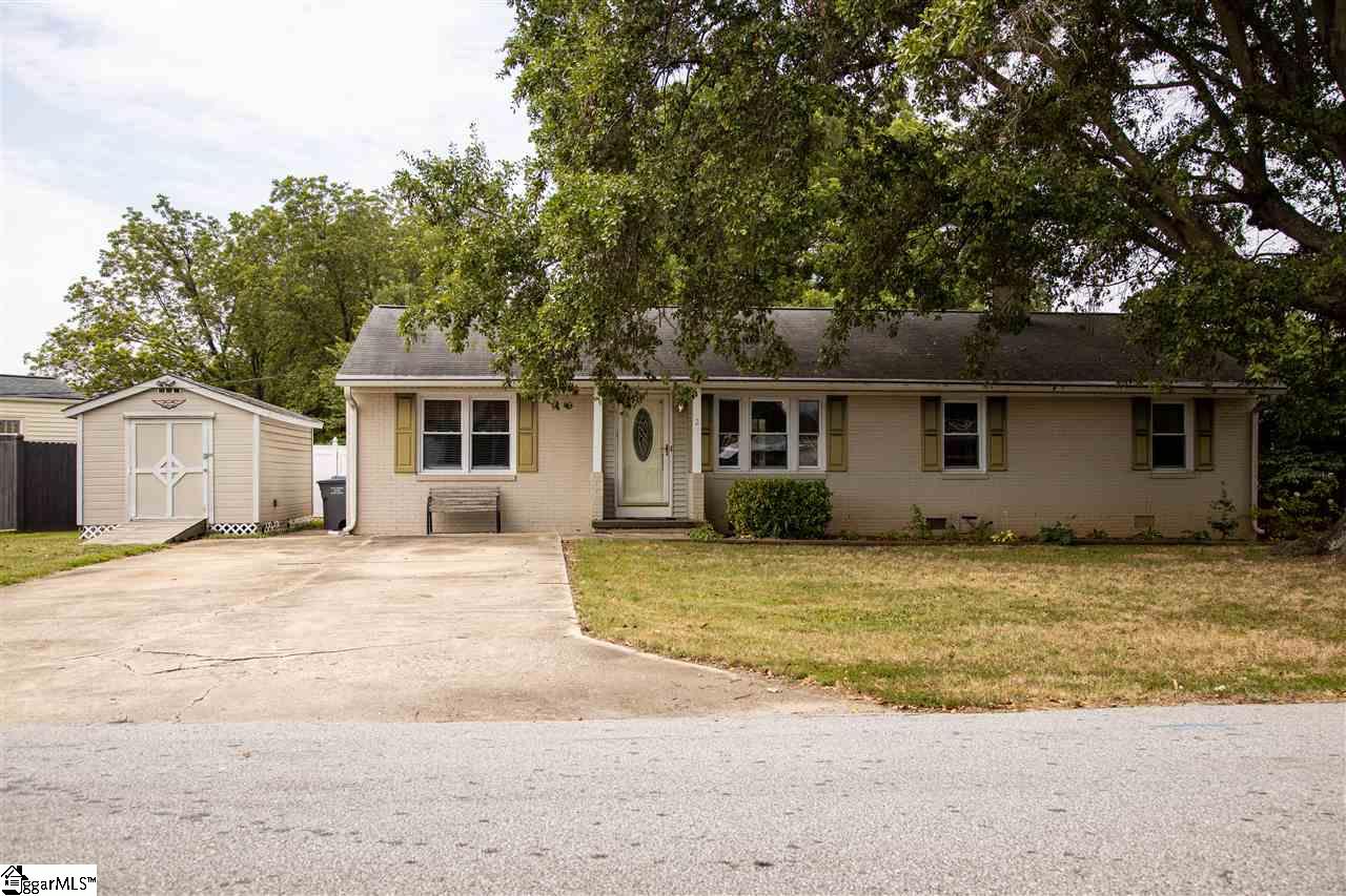 2 Farmington Road Greenville, SC 29605 - Photo 1 of 24