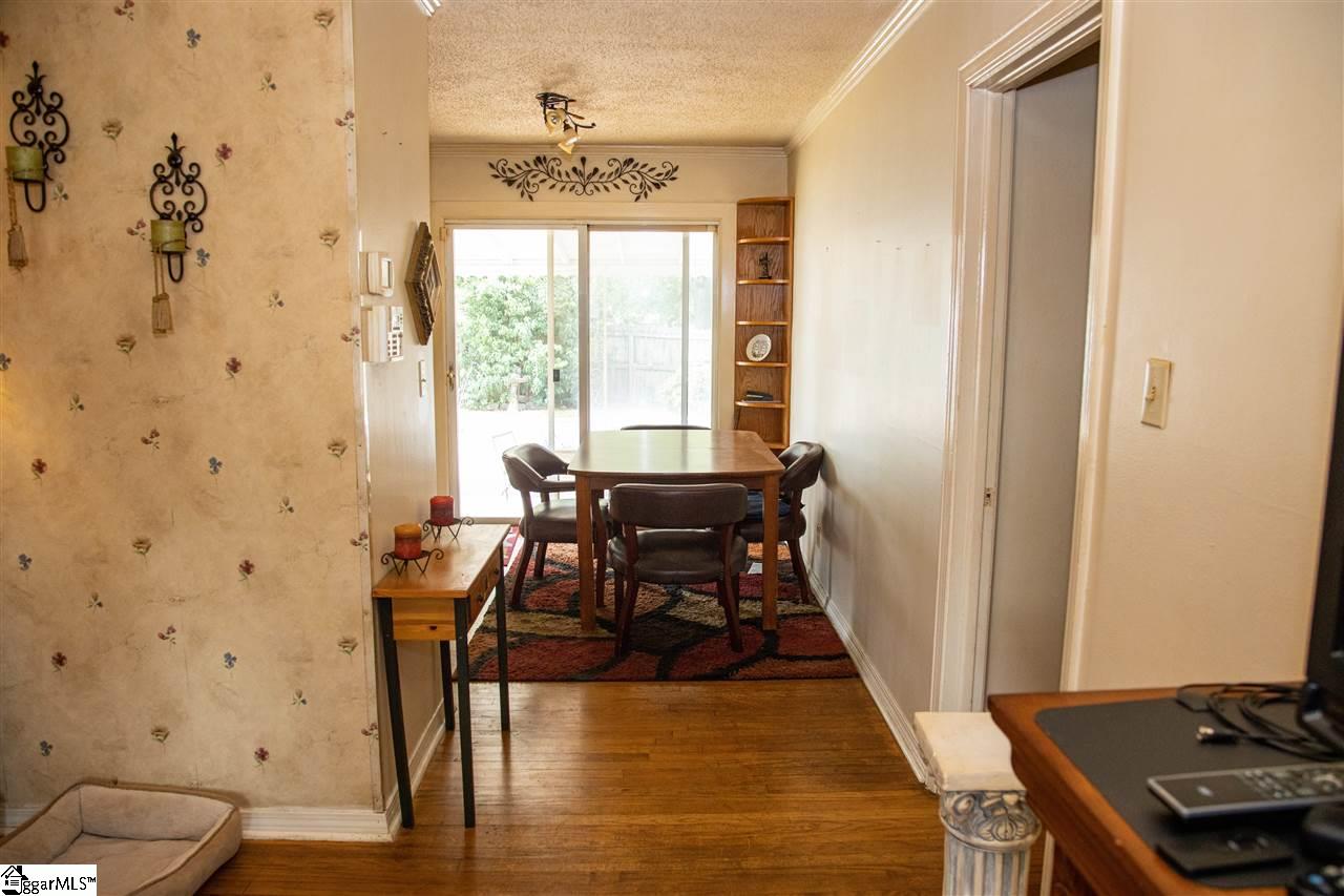 2 Farmington Road Greenville, SC 29605 - Photo 6 of 24