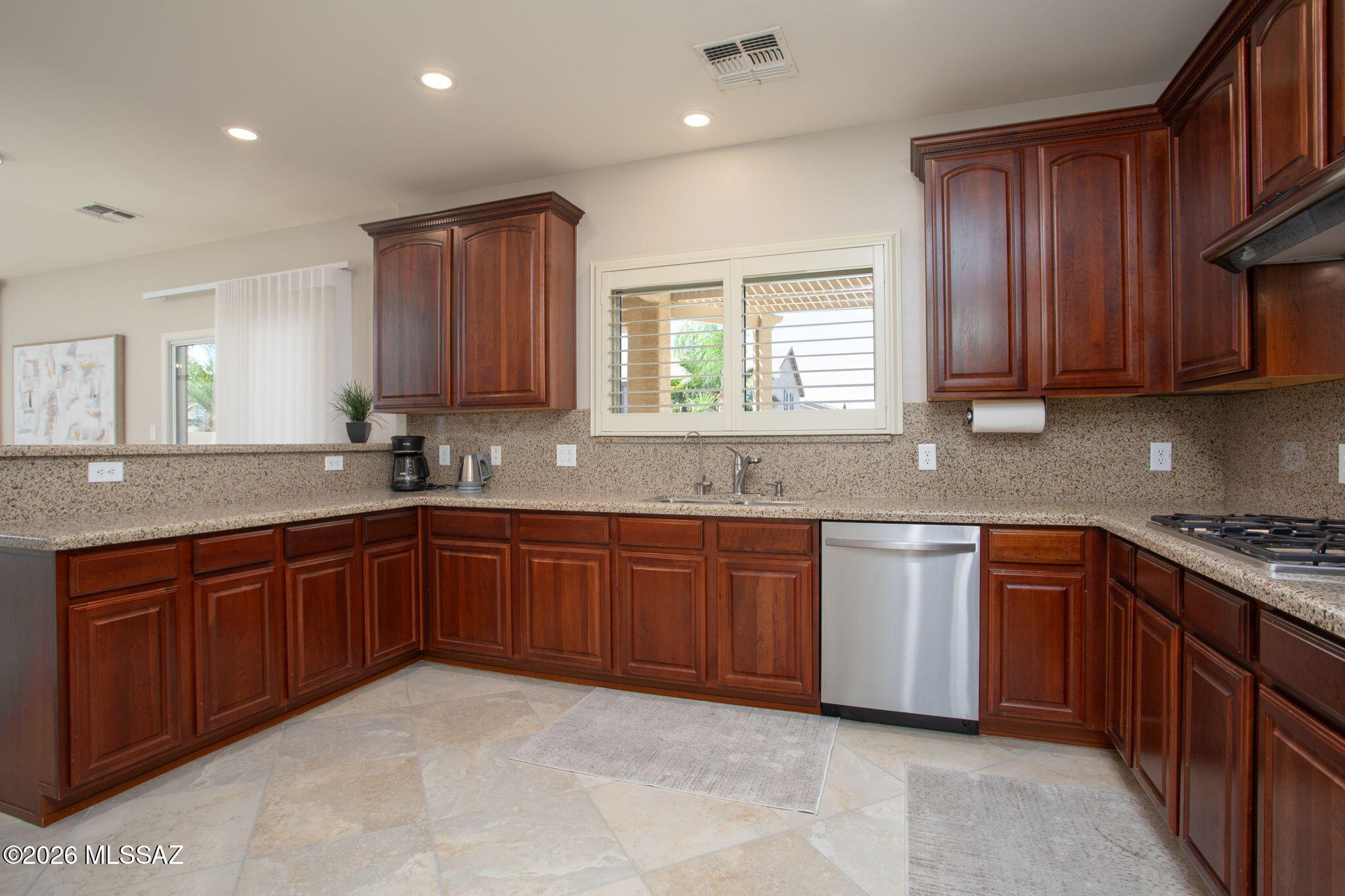 3578 East Canter Road Tucson, AZ 85739 - Photo 17 of 50 Ample Counter Space