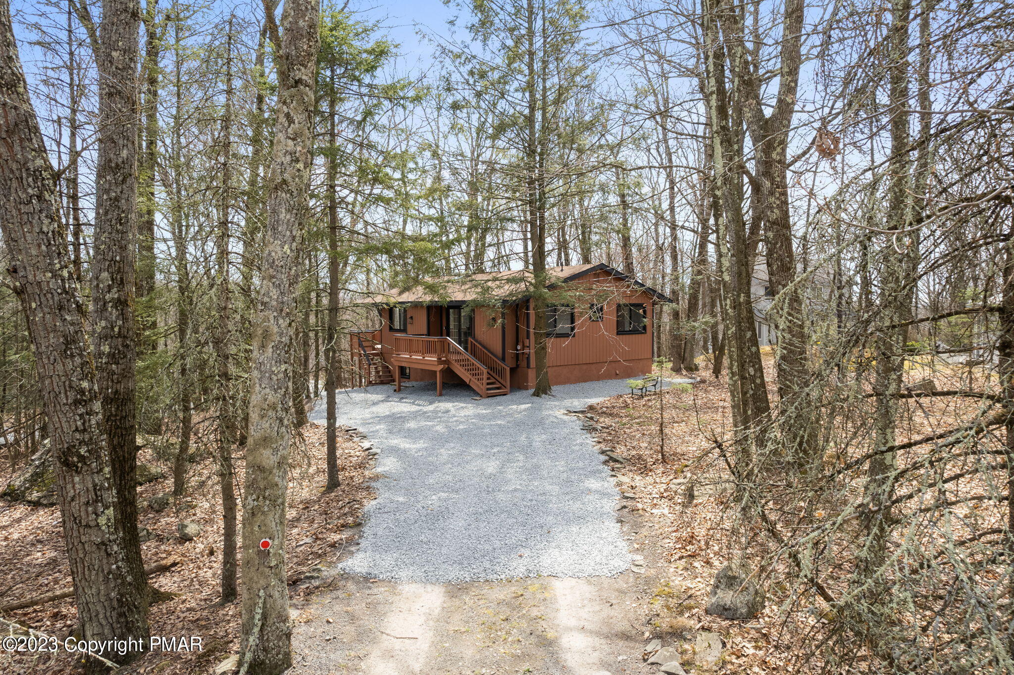 530 Maple Ridge Drive Hawley, PA 18428 - Photo 3 of 46 3-web-or-mls-530 Maple Rdige Rd (57 of 6