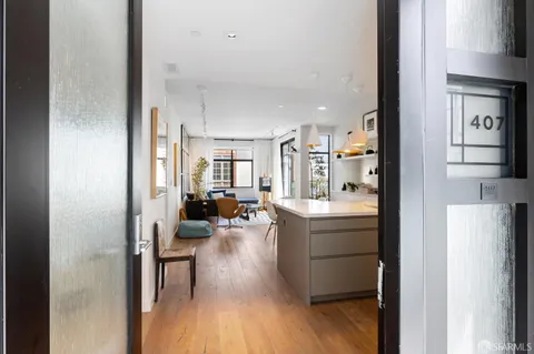 $949,000 | 580 Hayes Street, Unit 407, San Francisco, CA 94102