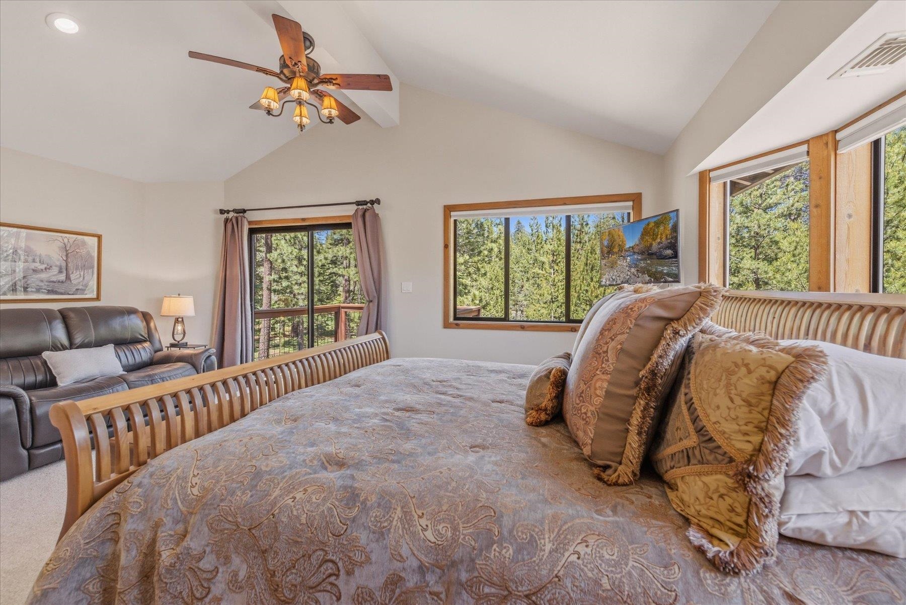 11442 Chalet Road Truckee, CA 96161 - Photo 17 of 28
