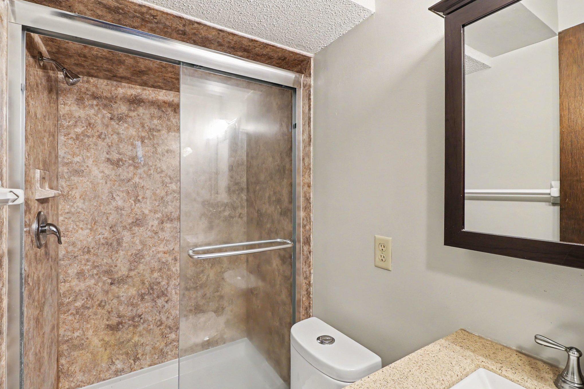 4490 Woodgate Point Eagan, MN 55122 - Photo 13 of 24