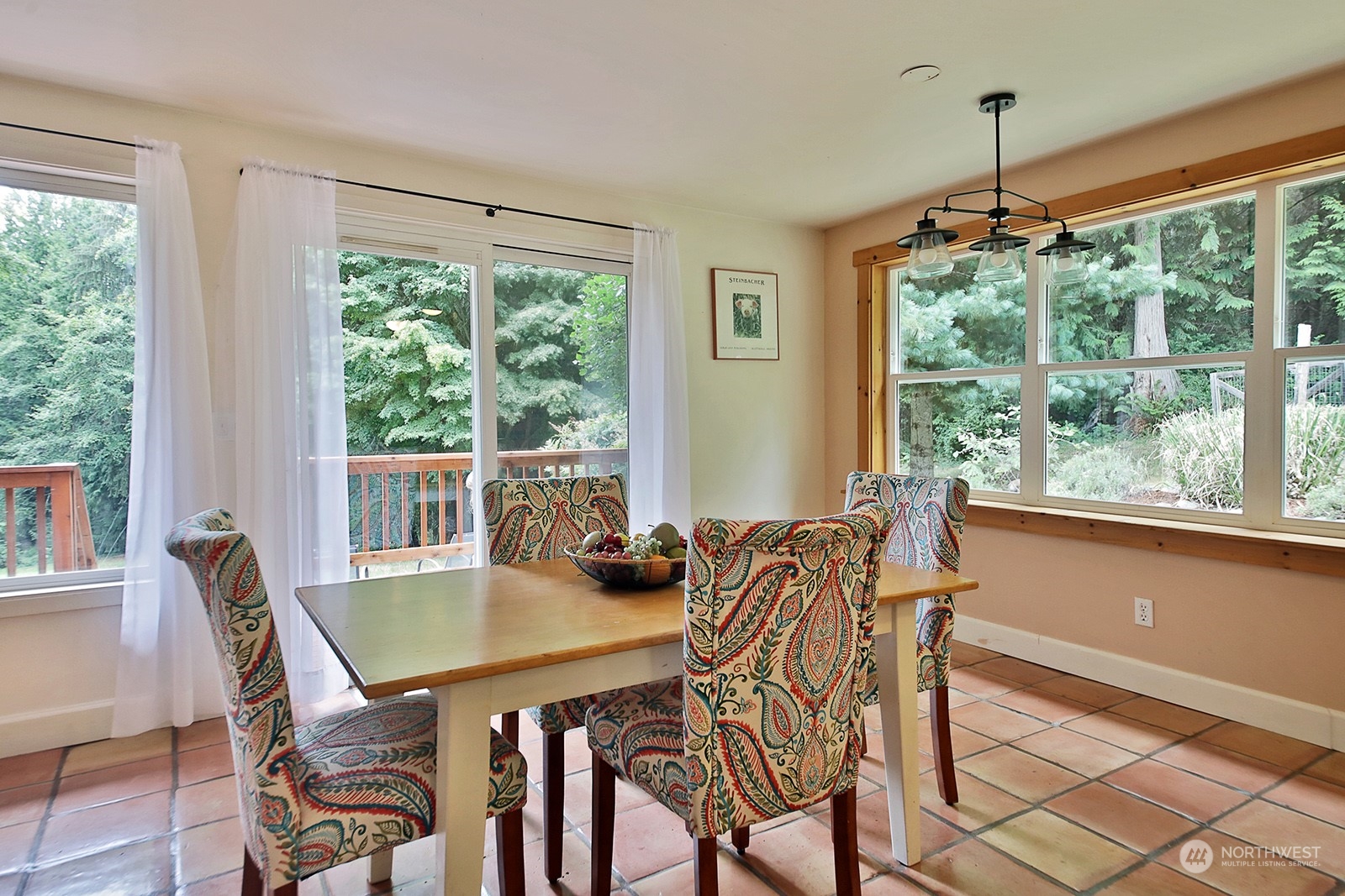 7394 Bailey Road Clinton, WA 98236 - Photo 20 of 40 Gallery Image 20