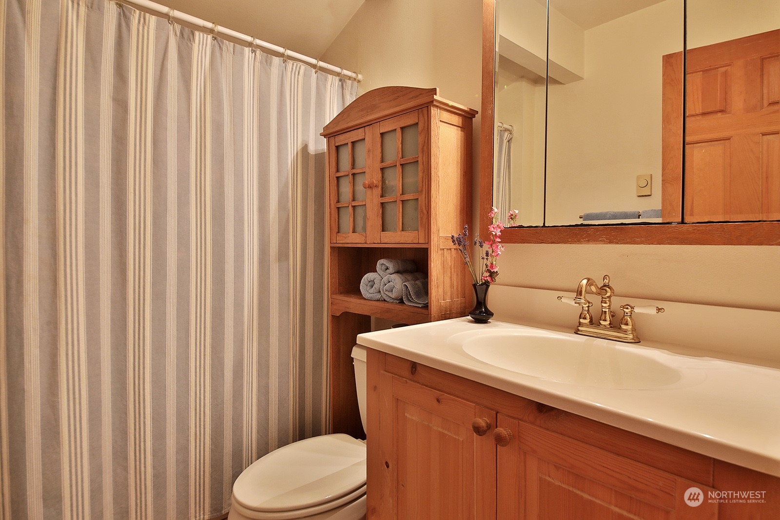 7394 Bailey Road Clinton, WA 98236 - Photo 28 of 40 Gallery Image 28