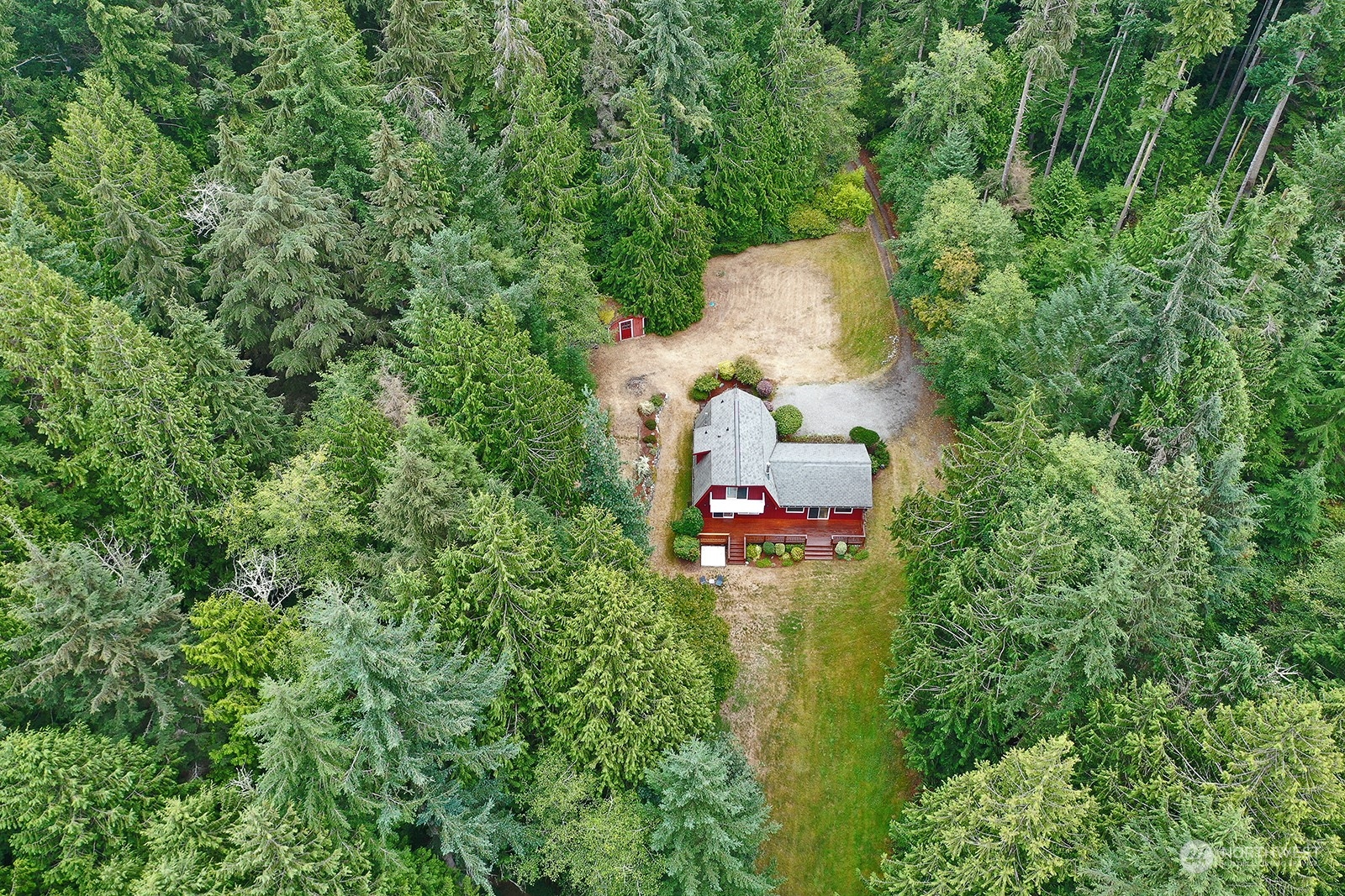 7394 Bailey Road Clinton, WA 98236 - Photo 35 of 40 Gallery Image 35