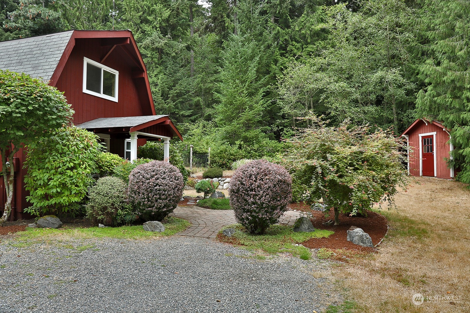 7394 Bailey Road Clinton, WA 98236 - Photo 5 of 40 Gallery Image 5