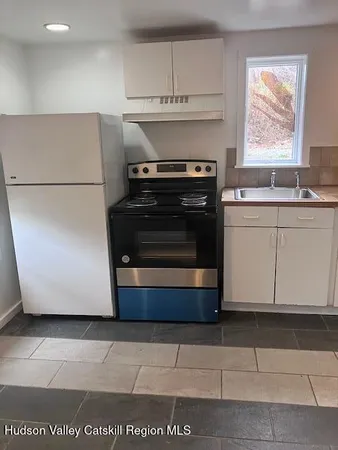 $1,100 | 133 N Road, Milton, NY 12547