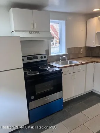 $1,100 | 133 N Road, Milton, NY 12547