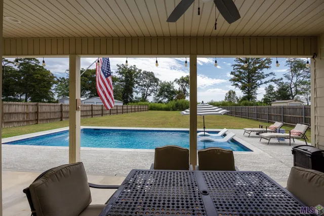 $310,000 | 4850 Pointe Prospect Drive, Oscar, LA 70762