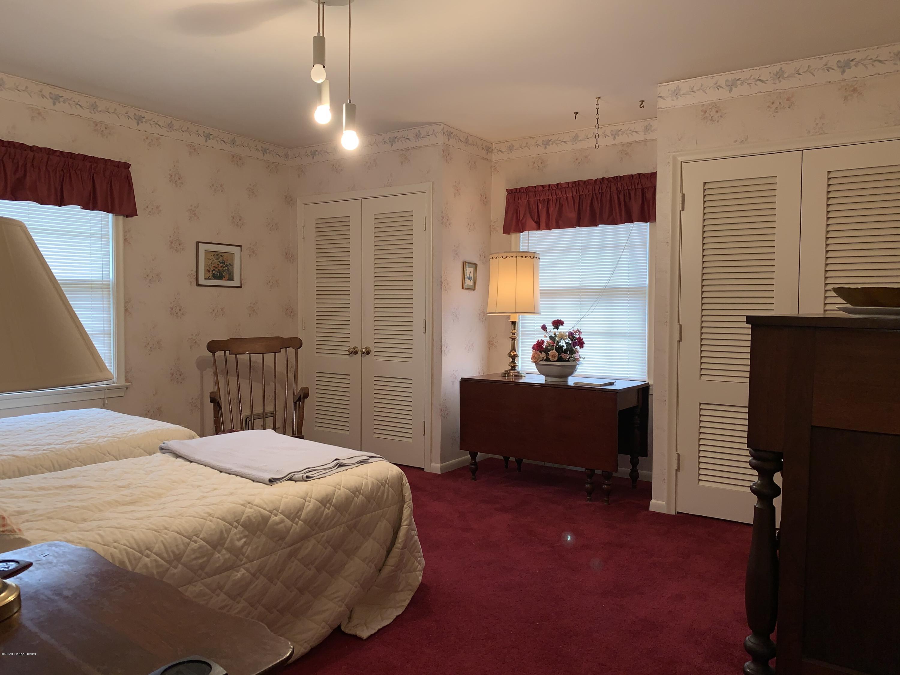 509 Cloverlea Road Louisville, KY 40206 - Photo 26 of 41 IMG_2780