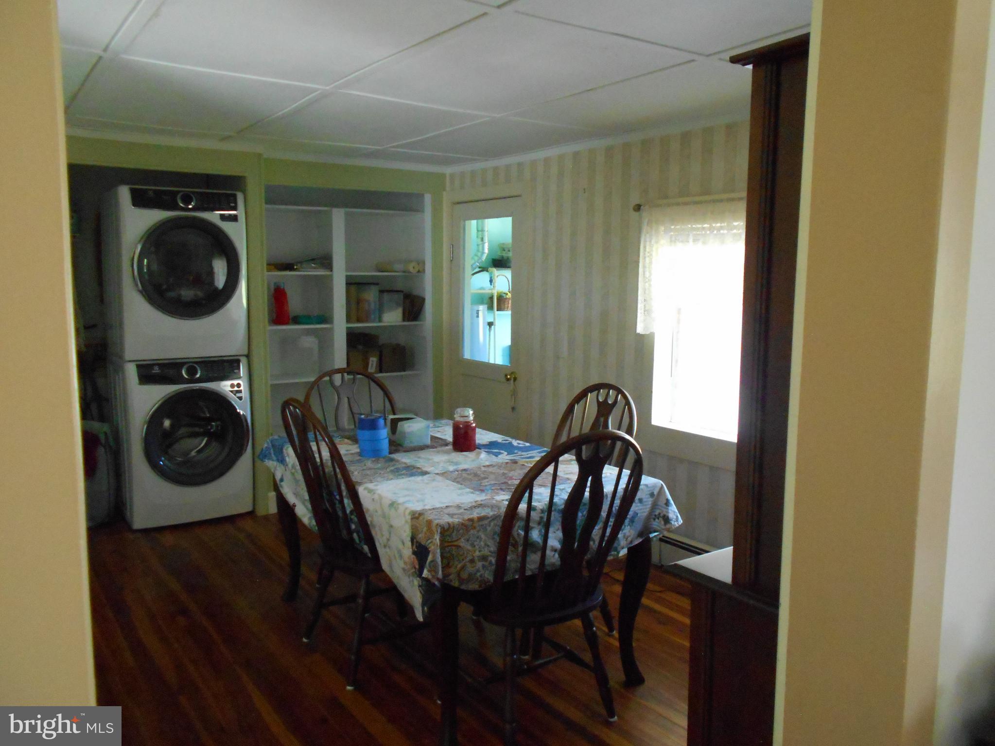 5841 Hudson Wharf Road Cambridge, MD 21613 - Photo 5 of 45 Dining room w/Waterview