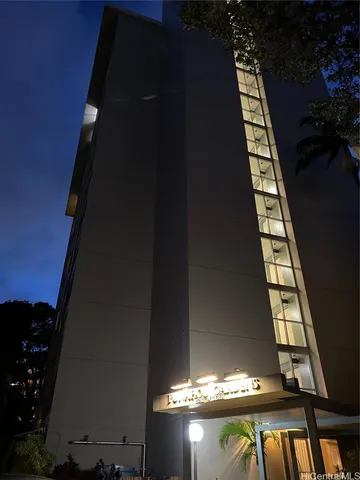 a picture of city view