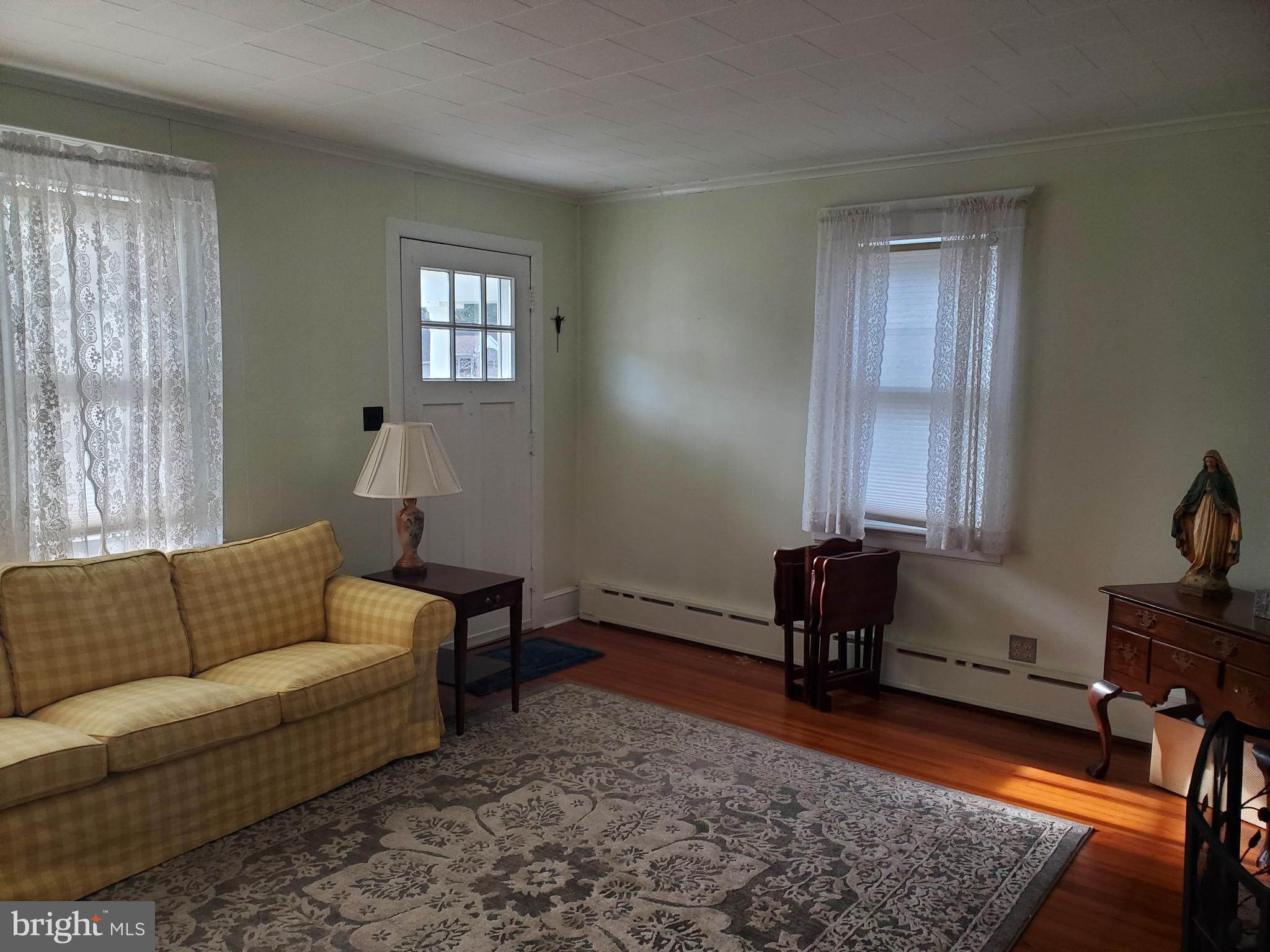 4176 Nottingham Way Hamilton, NJ 08690 - Photo 5 of 7 Gallery Image 5