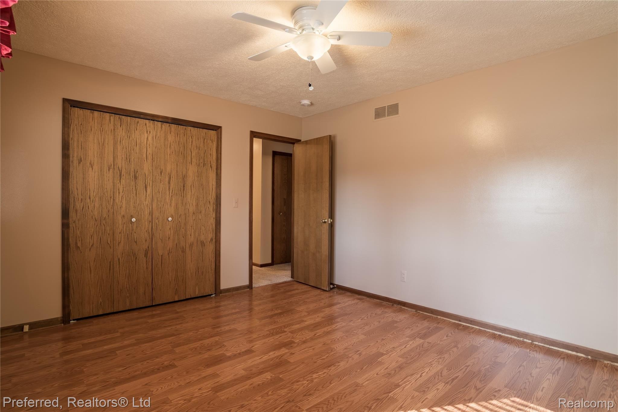 3864 Pleasant Valley Road Brighton, MI 48114 - Photo 30 of 45 3864 Pleasant Valley_Brighton-30.jpg