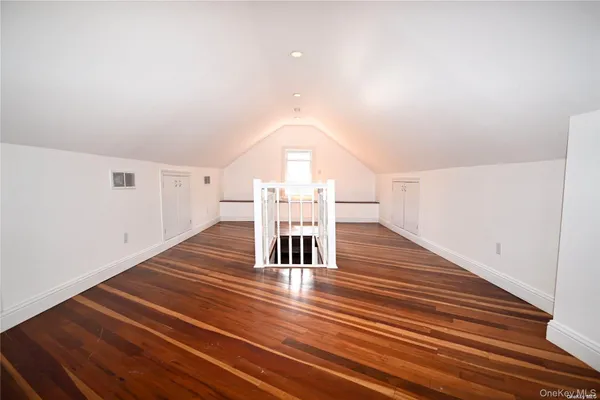 $5,300 | 21 Arrandale Avenue, Great Neck, NY 11024