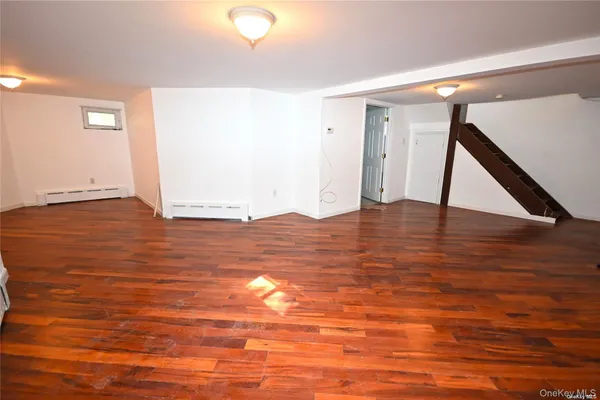 $5,300 | 21 Arrandale Avenue, Great Neck, NY 11024