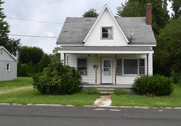 $95,000 | 216 West Fairground Avenue, Osgood, IN 47037