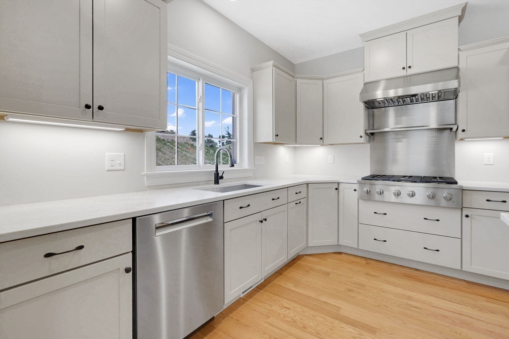 56 Liberty Lane Enfield, CT 06082 - Photo 16 of 36