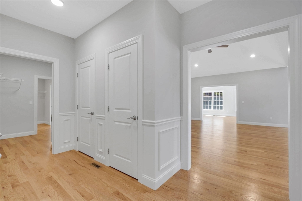 56 Liberty Lane Enfield, CT 06082 - Photo 8 of 36