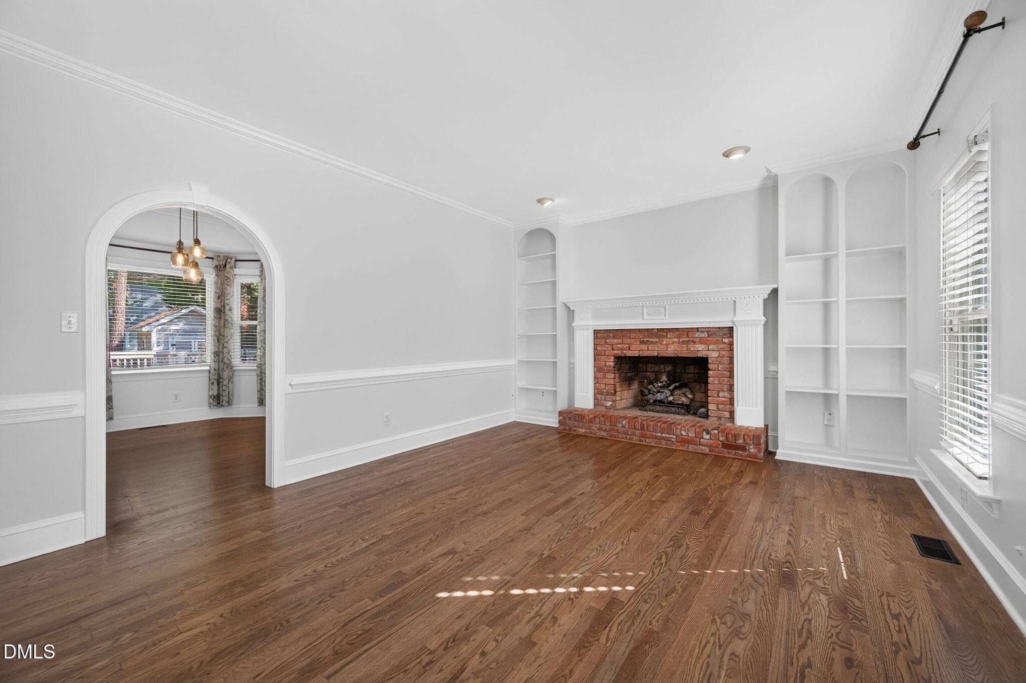 7105 Glendower Road Raleigh, NC 27613 - Photo 12 of 46 Living Room