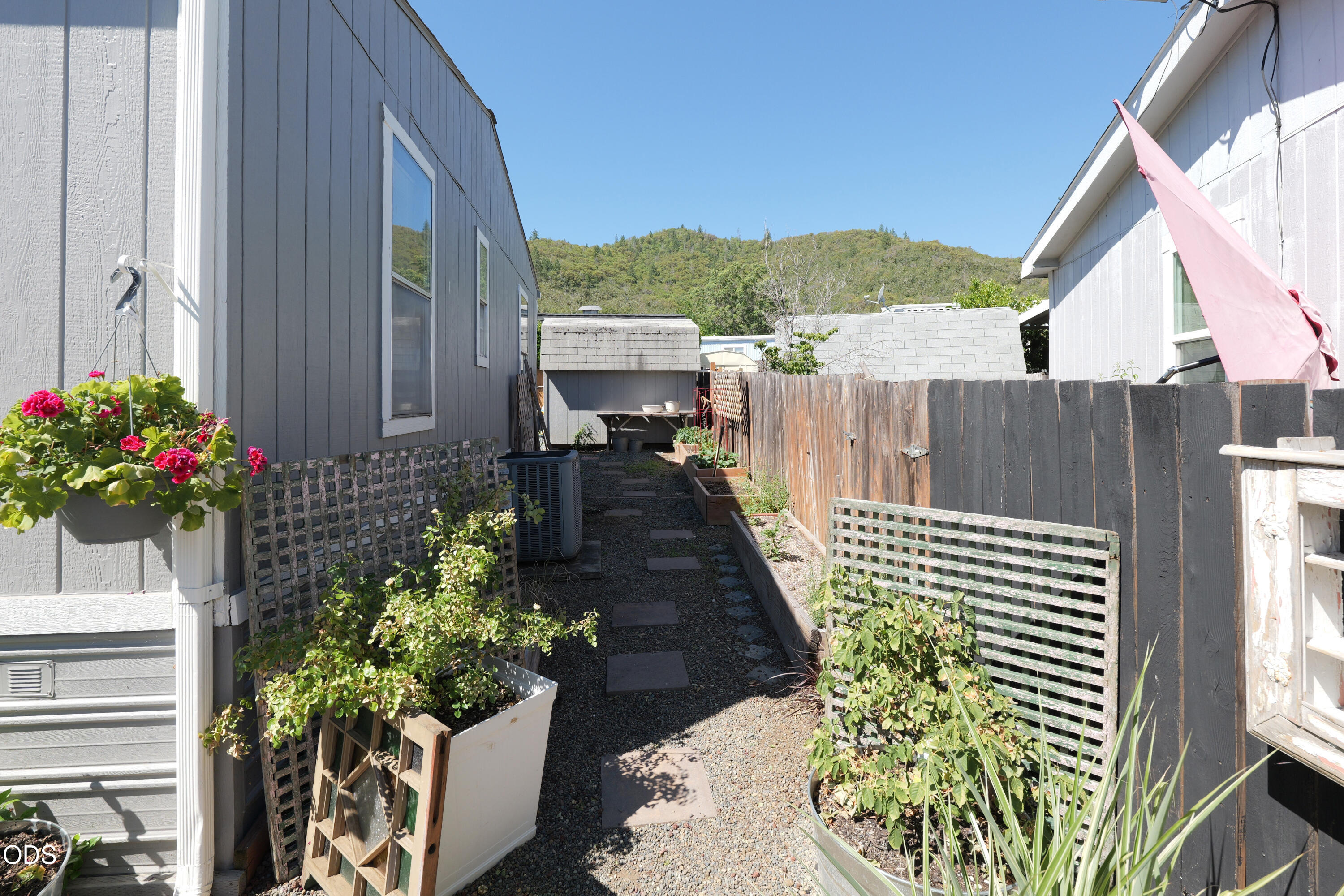8401 Old Stage Road, Unit 65 Central Point, OR 97502 - Photo 12 of 51 Gallery Image 12