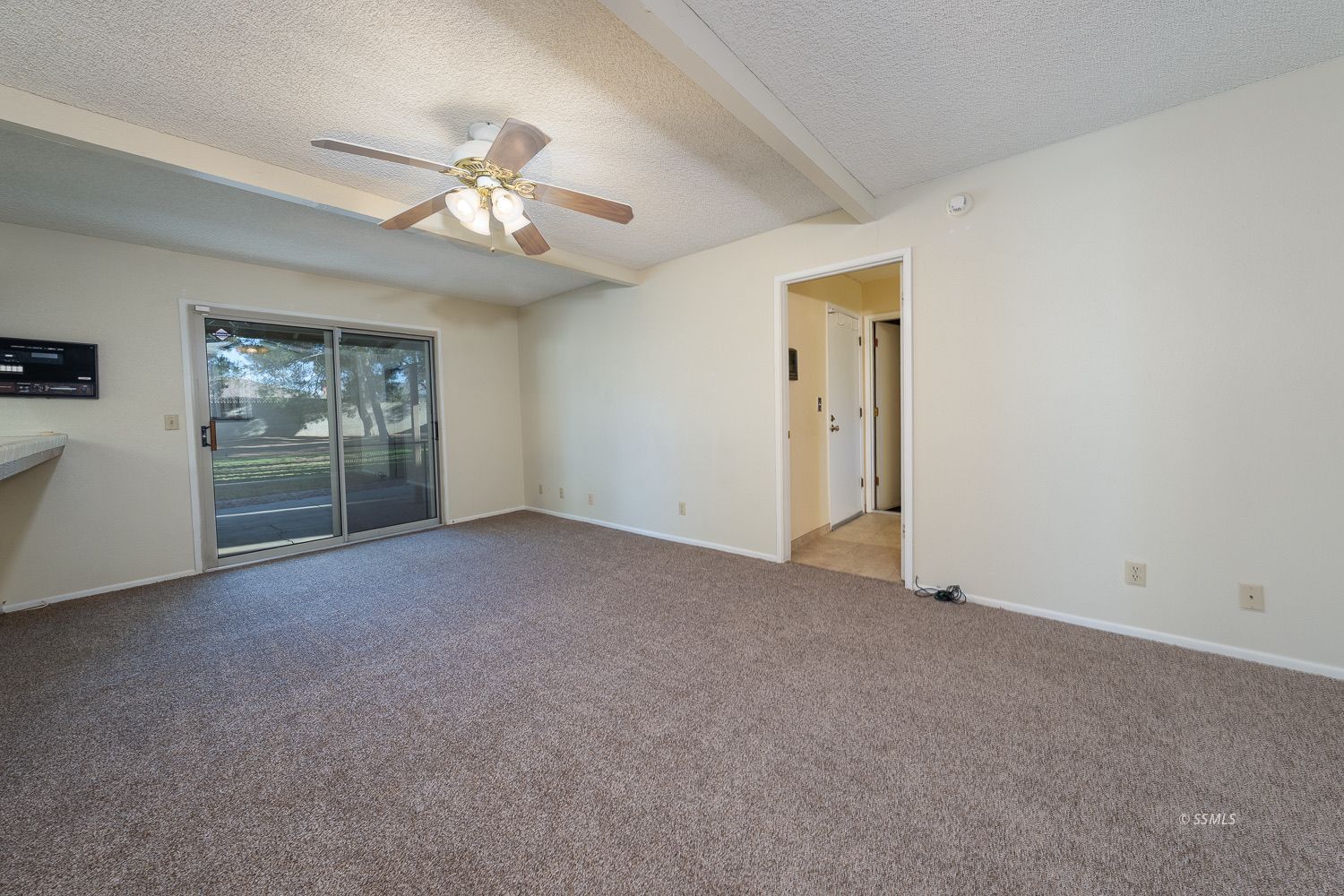 539 West Wasp Avenue Ridgecrest, CA 93555 - Photo 5 of 47