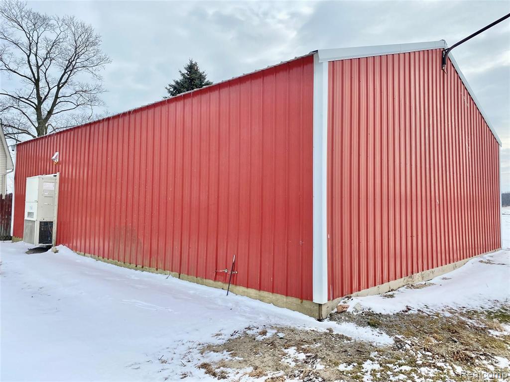5540 Harris Road Jeddo, MI 48032 - Photo 7 of 15