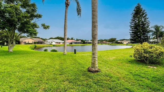 $599,900 | 5897 Carriage Drive, Sarasota, FL 34243