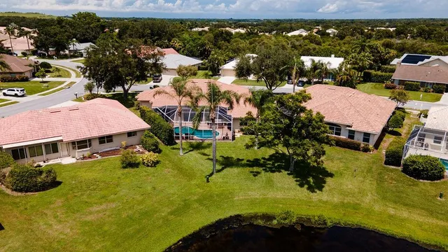 $599,900 | 5897 Carriage Drive, Sarasota, FL 34243