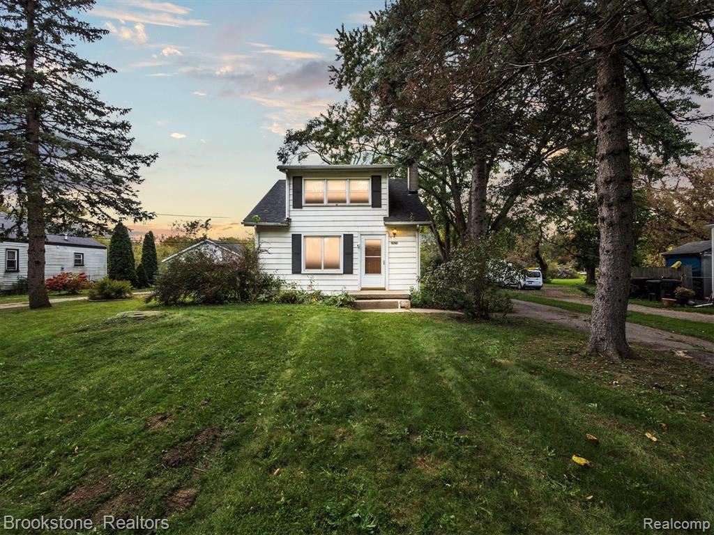 2820 Grant Road Rochester Hills, MI 48309 - Photo 1 of 55
