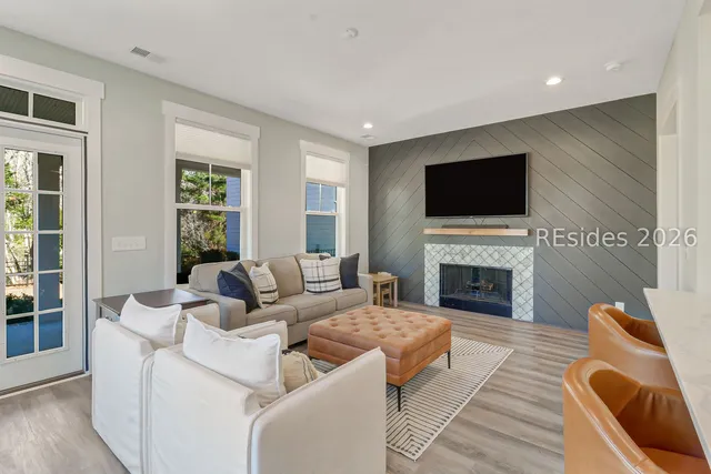 $795,000 | 31 Shell Hall Way, Bluffton, SC 29910