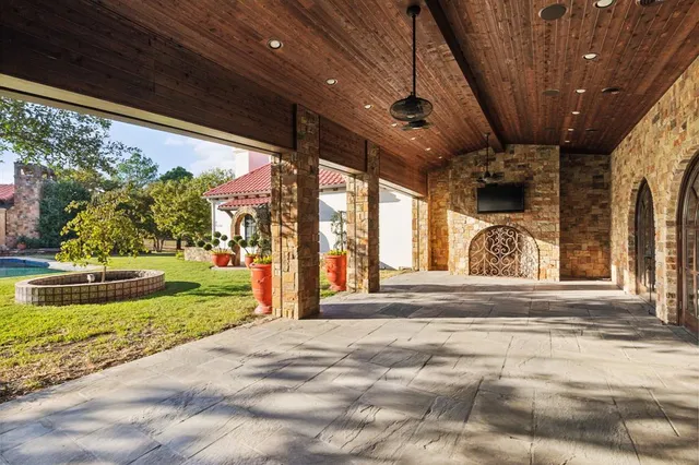 $7,988,600 | 1900 Shady Oaks Drive, Southlake, TX 76092