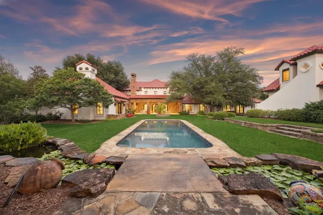 $7,988,600 | 1900 Shady Oaks Drive, Southlake, TX 76092