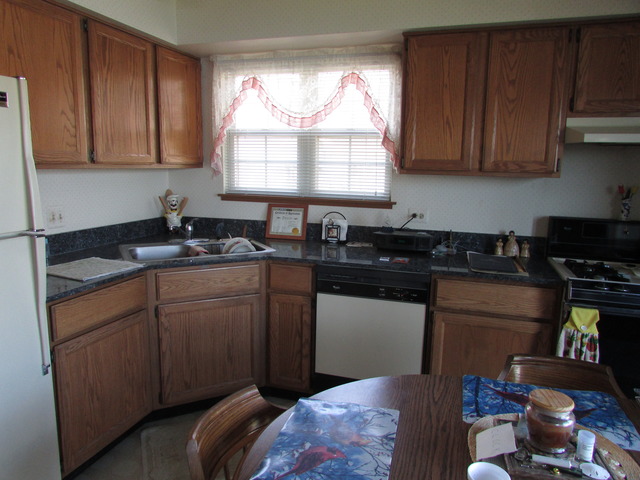 1100 Coldspring Road Elgin, IL 60120 - Photo 11 of 17